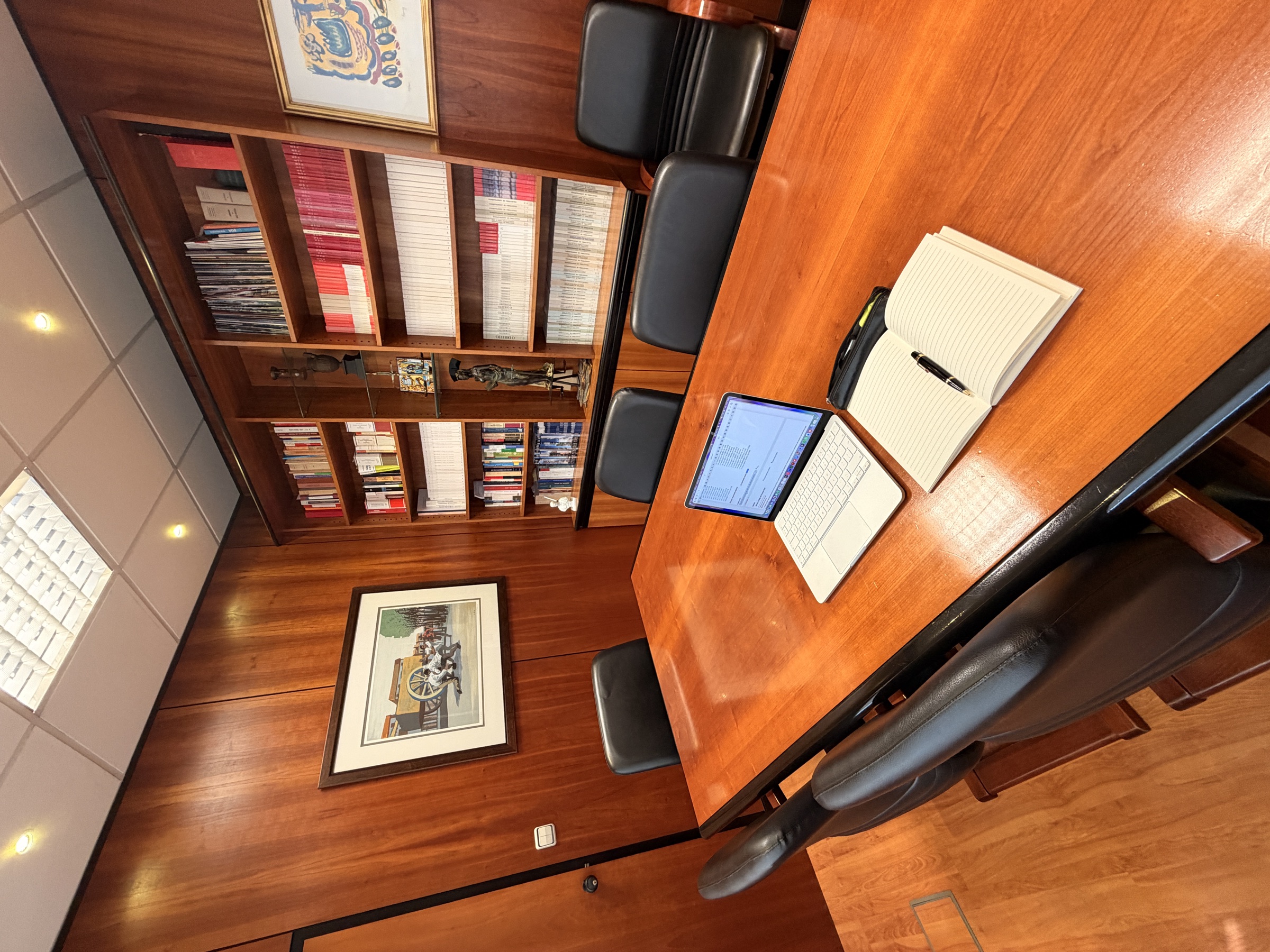 Sala de reuniões do escritório em Lisboa